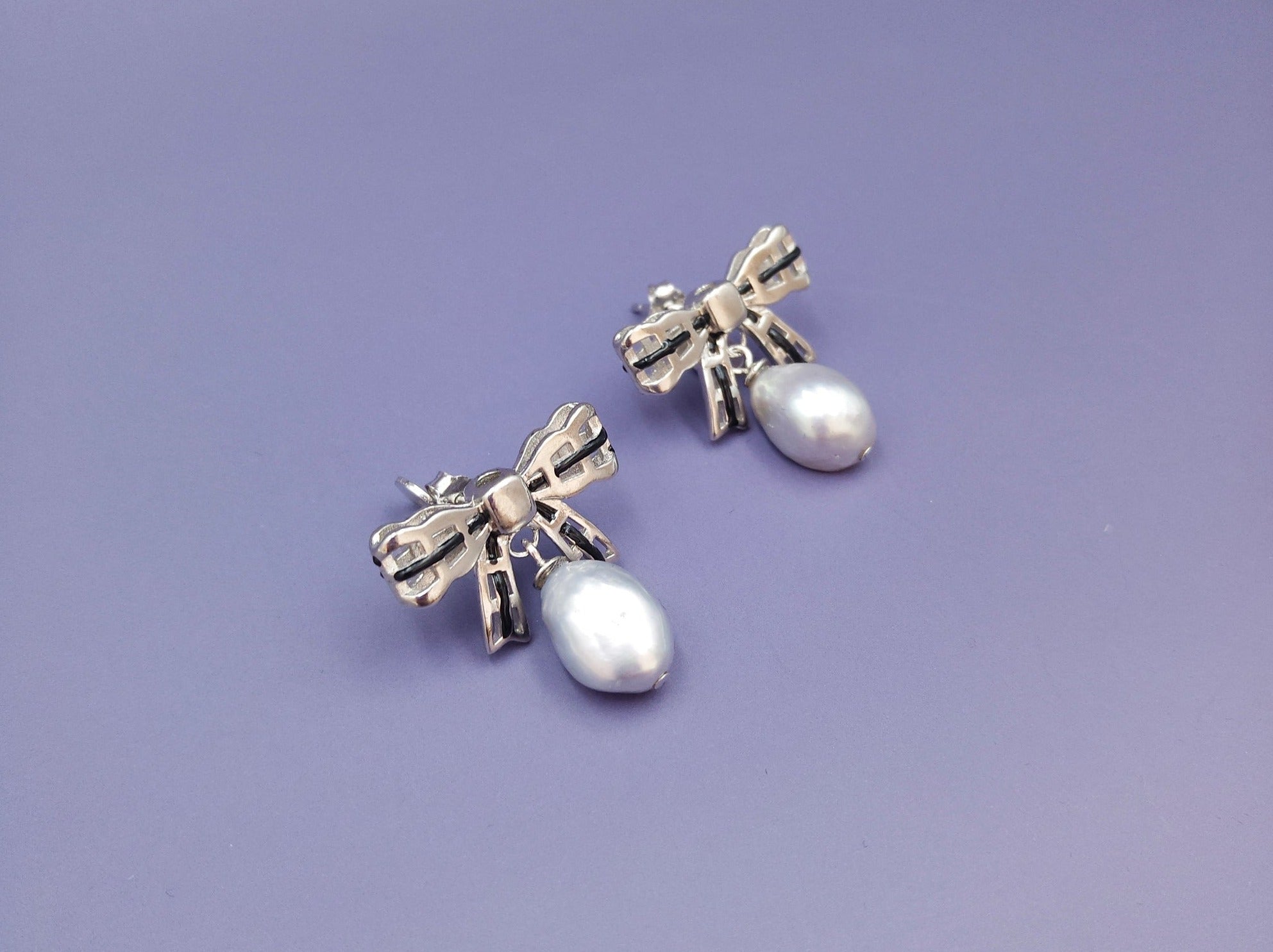 Woven Ribbon Pearl Earrings